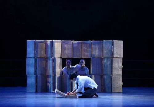 胡錦超職校舞蹈隊(duì)參加順徳區(qū)中小學(xué)生文藝匯演榮獲創(chuàng)作類節(jié)目一等獎(jiǎng)